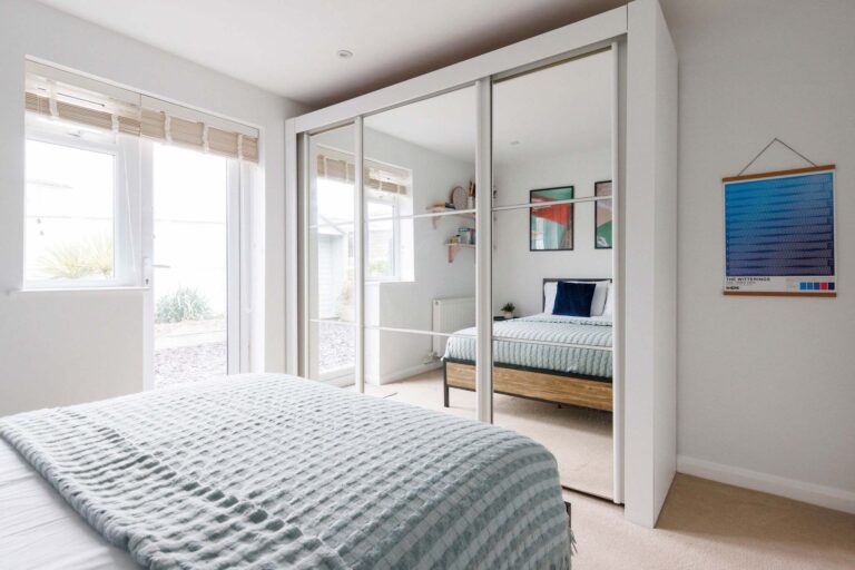 Holiday Home in Bracklesham Bay with Hot Tub